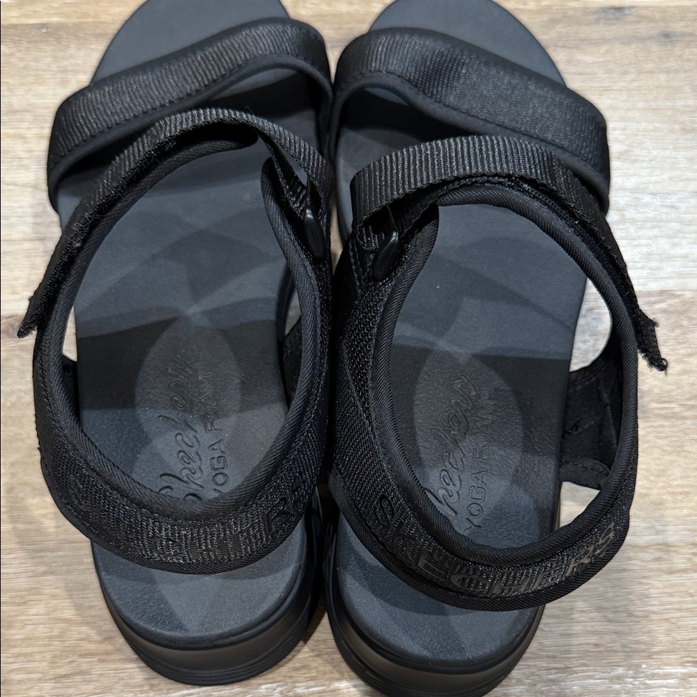 Skechers Size 11 Black Women's 119185 Uno New Sesh Yoga Foam Skech Air Sandals - Picture 8 of 10